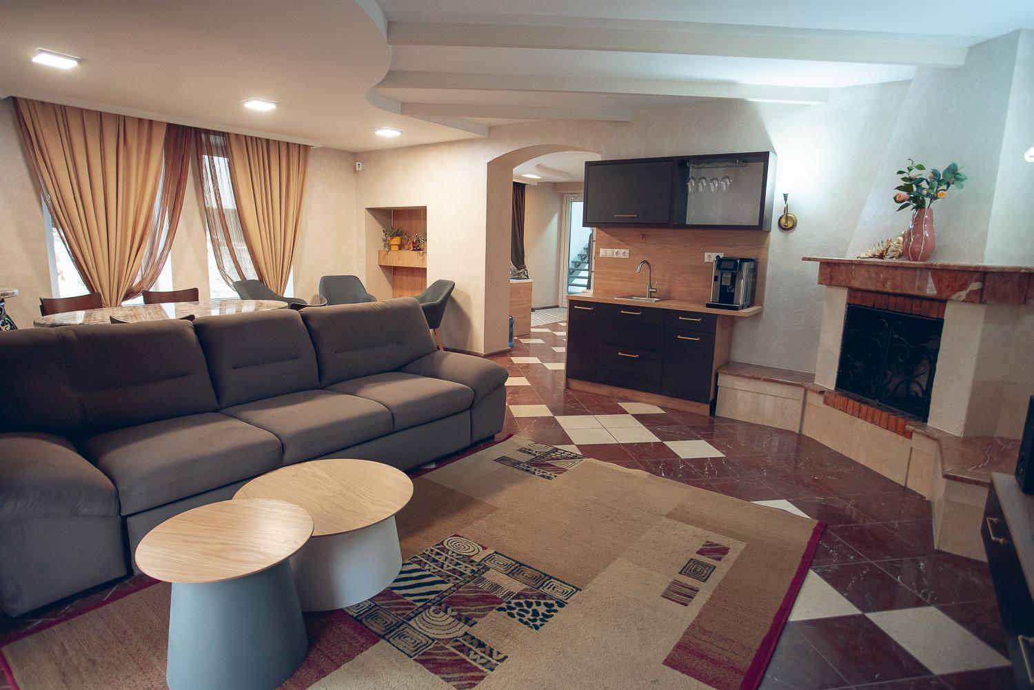 Apart4You Hotel Chişinău Eksteriør billede