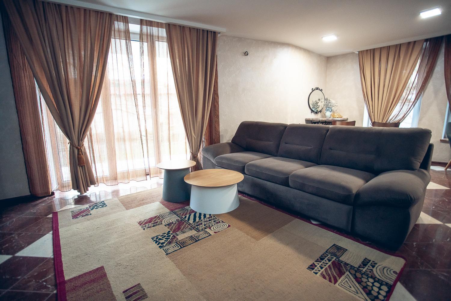 Apart4You Hotel Chişinău Eksteriør billede